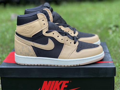 Original version_ Air Jordan 1 High OG denim yellow color_ the goods number 555088 202. full code shipment 36-47.5-d2a79559